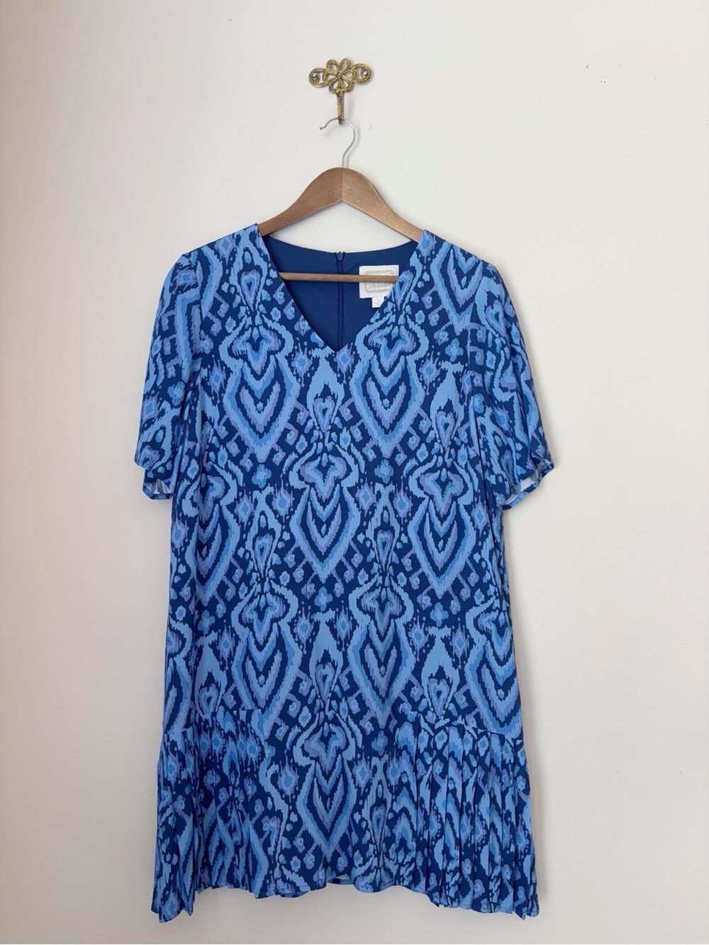 STS Sail to Sable Blue Ikat Shift Dress Medium